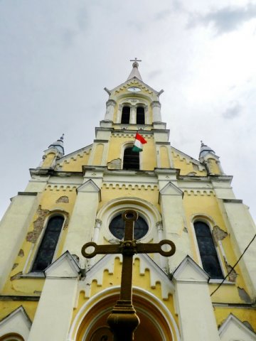 Ünnepi szentmise, kiállításmegnyitó és kenyérszentelés augusztsu 20-án 05